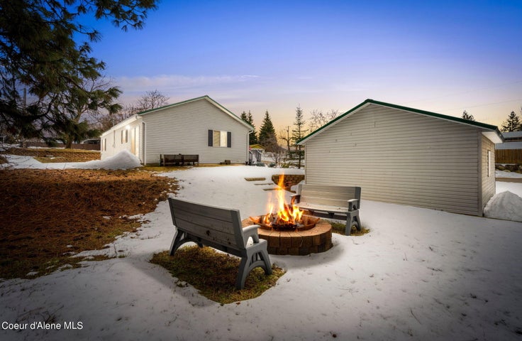 6425 W ADAMS ST, Spirit Lake, ID 83869